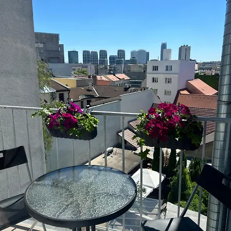 Apartman 4 Plaza